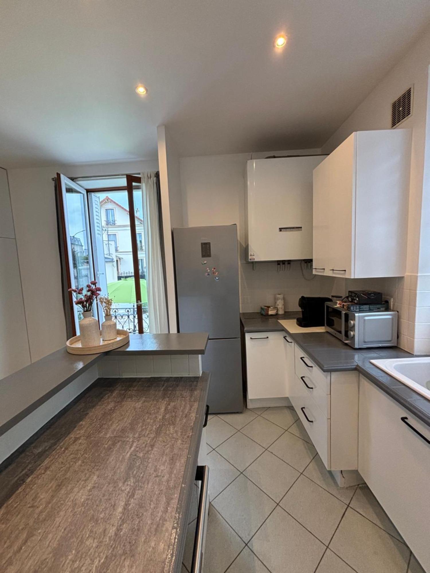 Appartement 2 Chambres Dans Une Belle Maison A Proximite De Paris Asnieres-sur-Seine Bagian luar foto