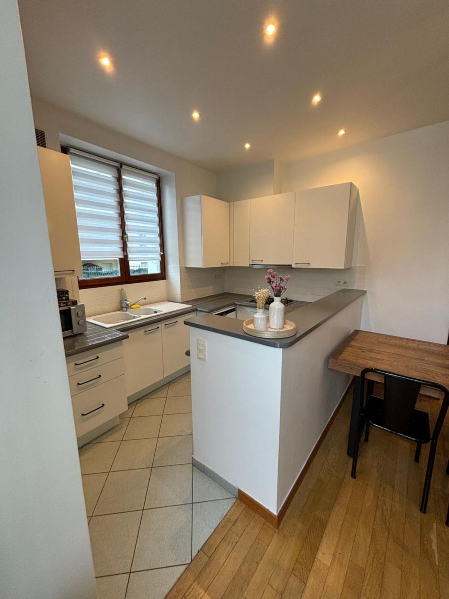 Appartement 2 Chambres Dans Une Belle Maison A Proximite De Paris Asnieres-sur-Seine Bagian luar foto