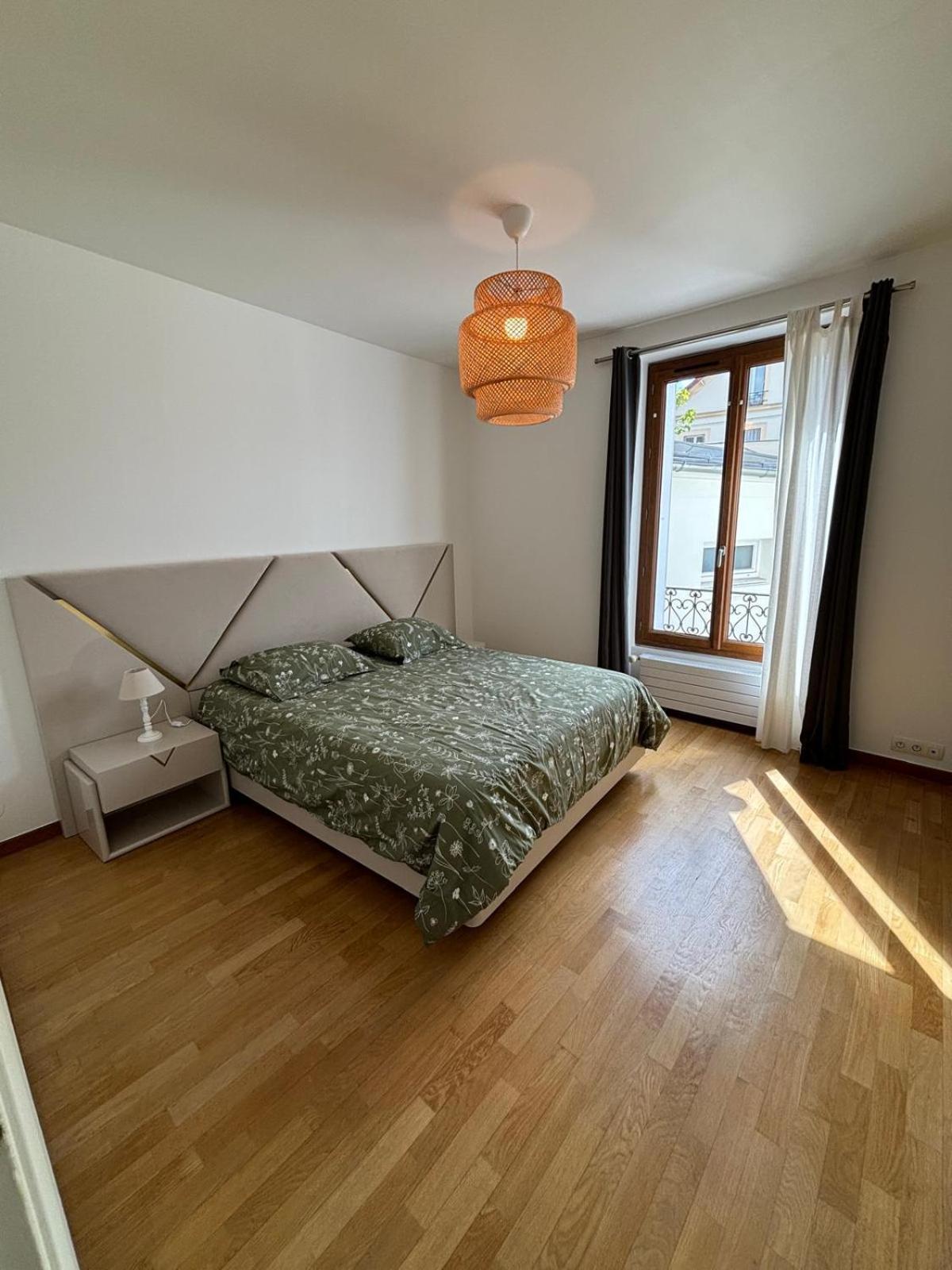 Appartement 2 Chambres Dans Une Belle Maison A Proximite De Paris Asnieres-sur-Seine Bagian luar foto